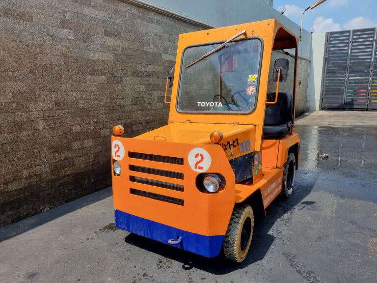 ขายรถลาก Toyota 2TG10 12